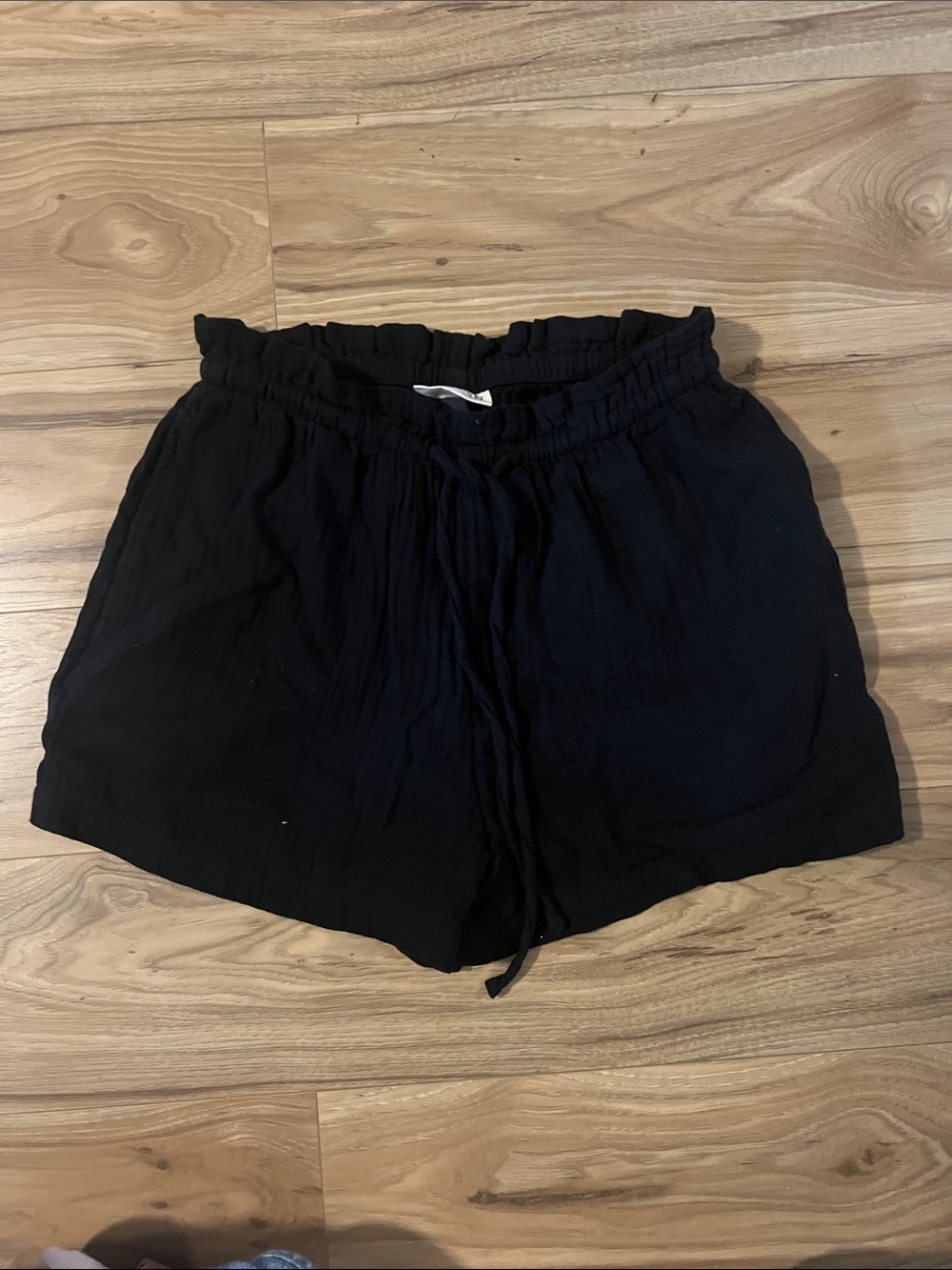 Universal Thread Black High-Waist Drawstring Shorts Small